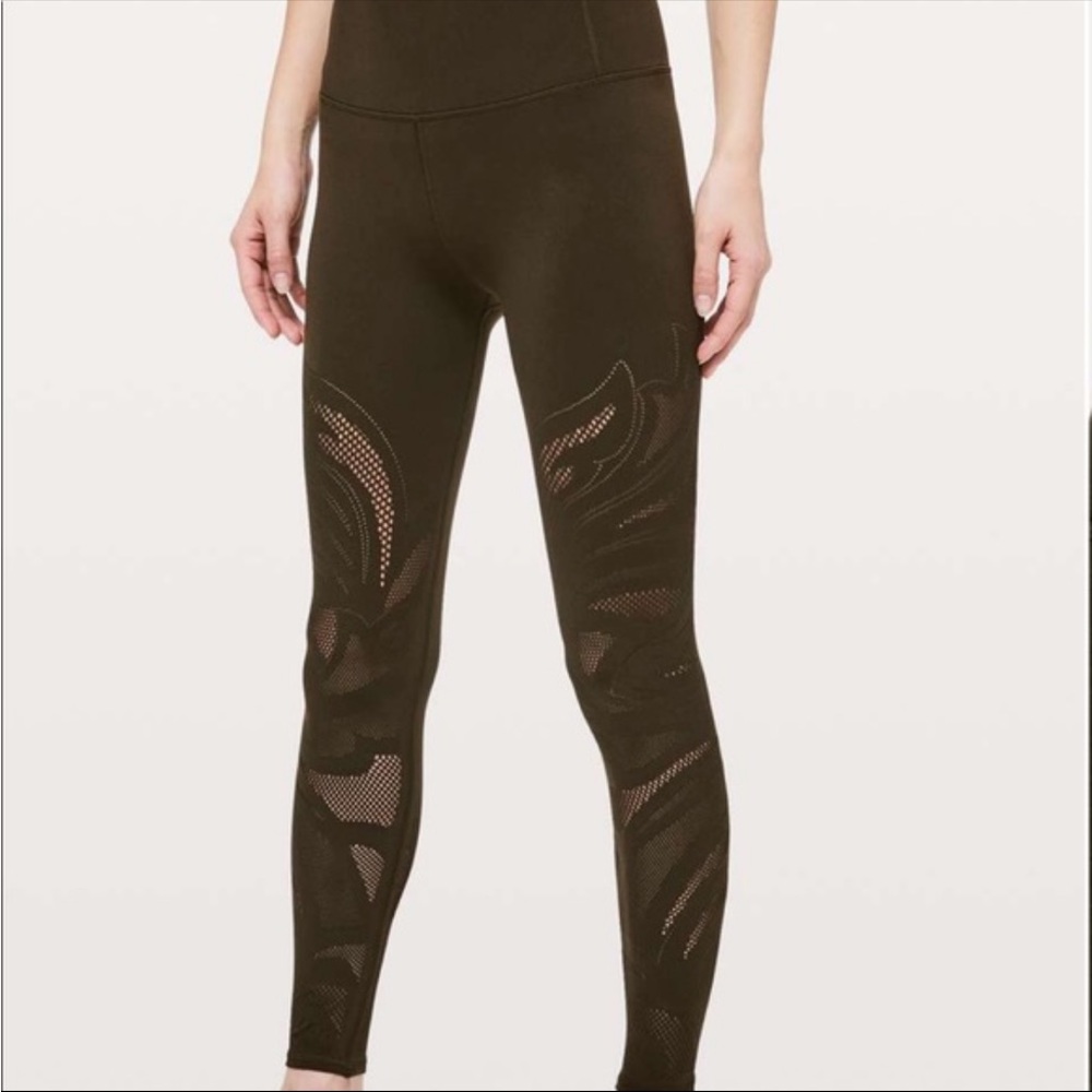 Lululemon Athletica Reveal Tight En Avante dark olive